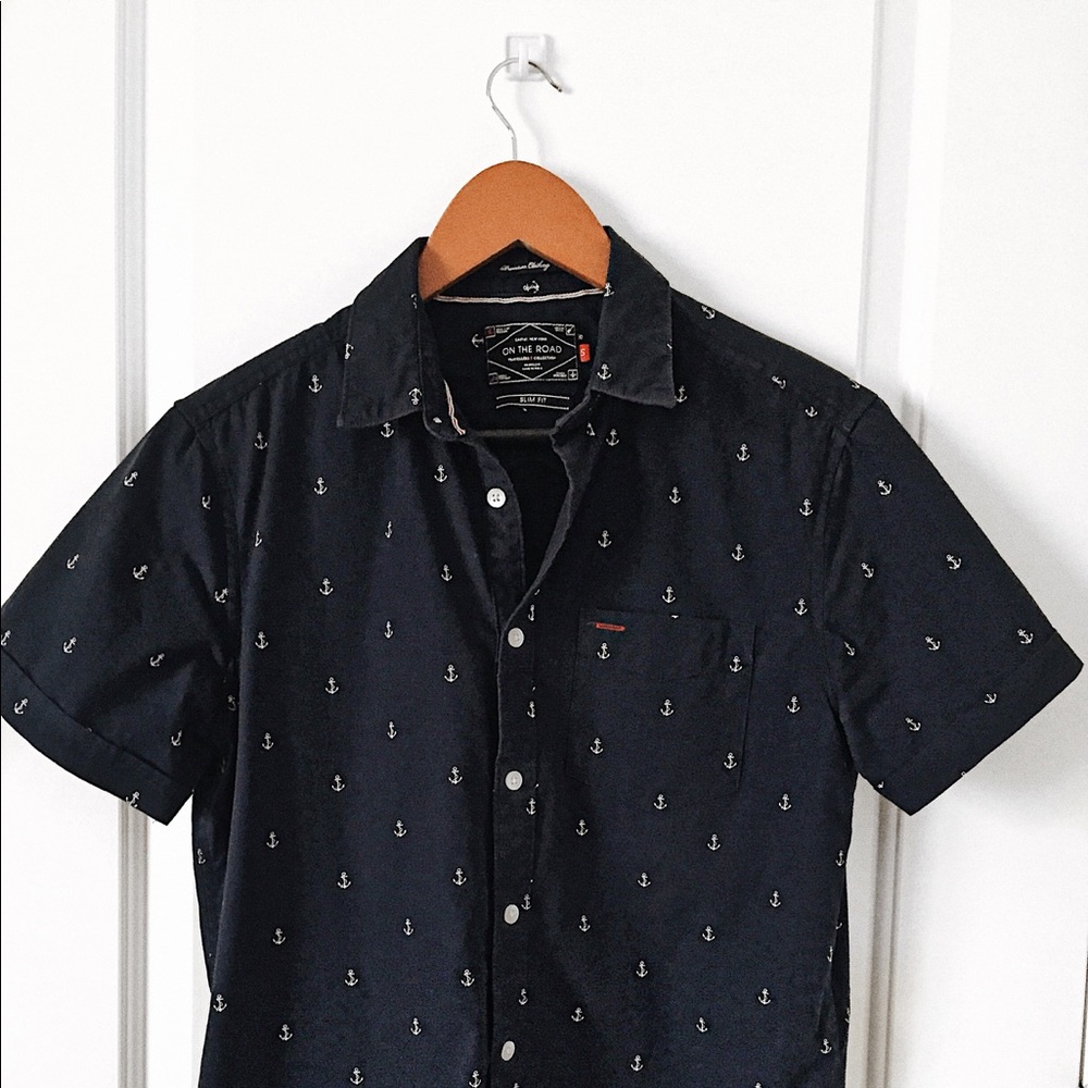 BOHO MODERN ANCHOR BUTTON DOWN MEN SMALL
